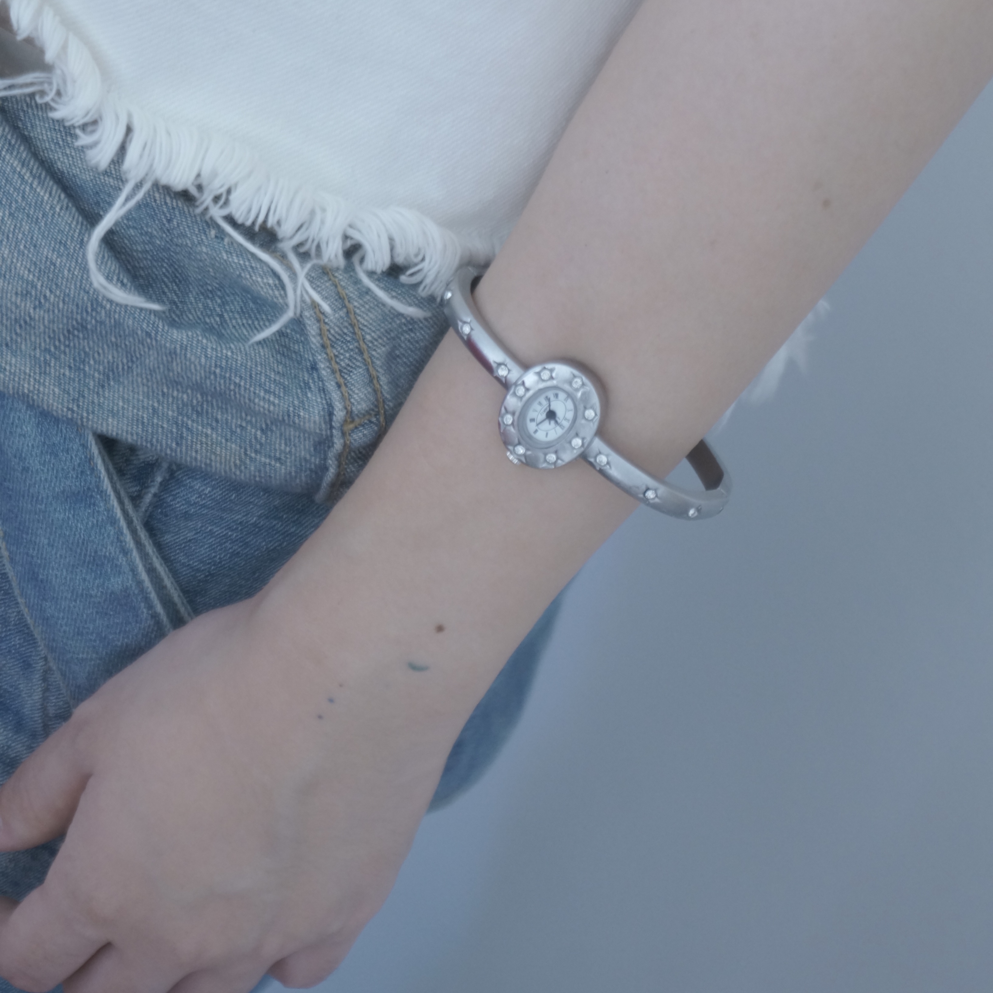 white star watch - 감도 깊은 취향 셀렉트샵 29CM white star watch - 감도 깊은 취향 셀렉트샵 29CM