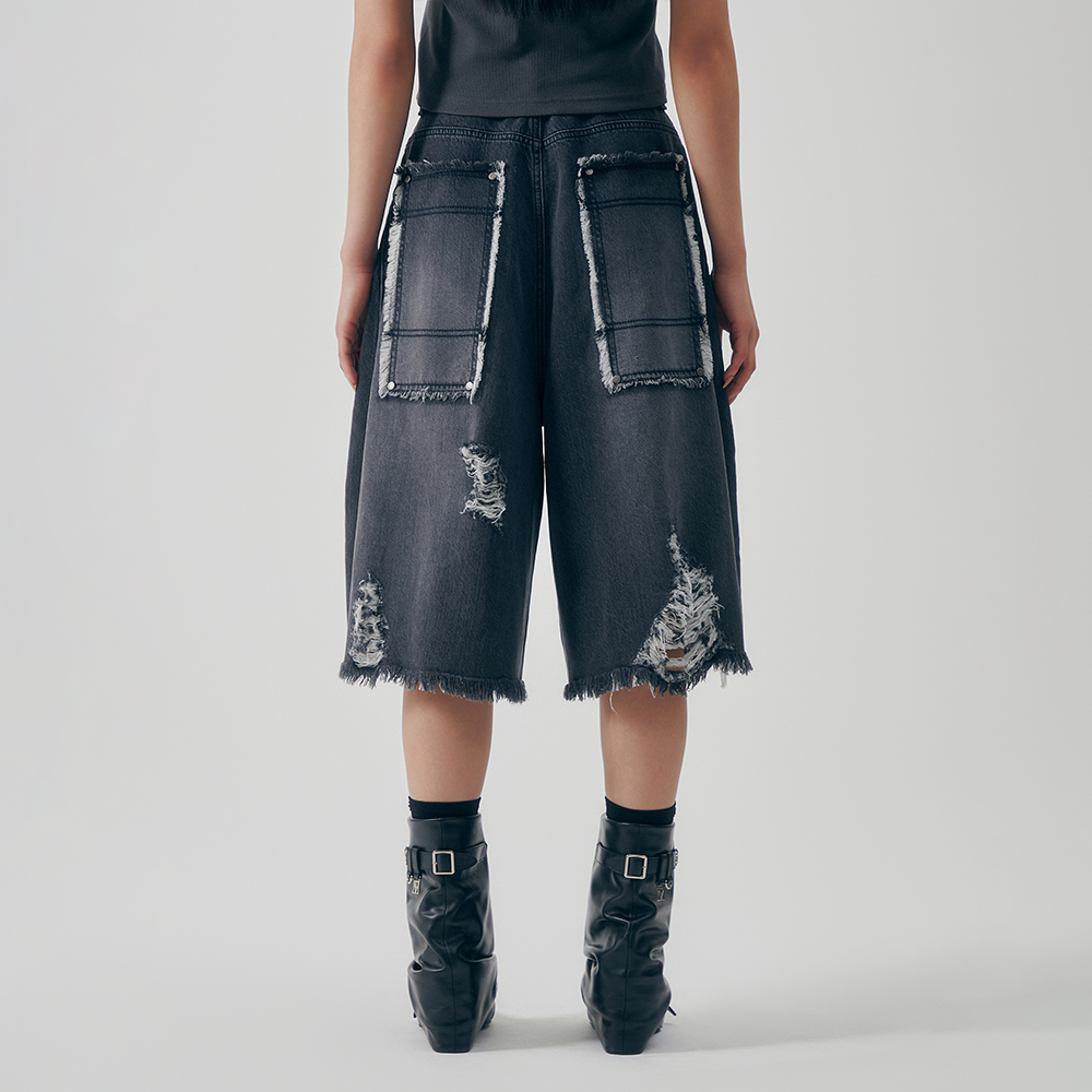 [TREEMINGBIRD] ★ Distressed Square Denim Set-up Shorts Distressed Square Denim Set-up Shorts [ Gray ] - TREEMINGBIRD