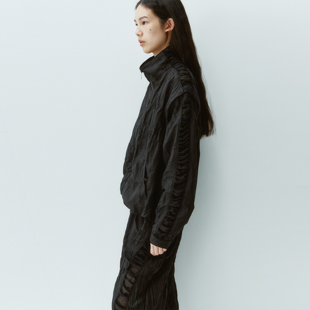Gimmetheyoung★韓国★人気★G_SHEER SHIRRING TEXTURE JUMPER G_SHEER SHIRRING TEXTURE JUMPER / BLACK [Restock] - 감도