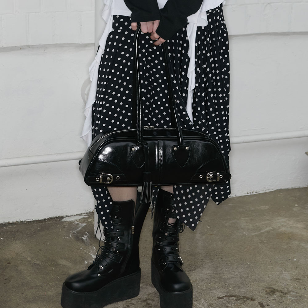 韓国商品/NOTKNOWING Belted Bohem Bag MUSINSA | NOTKNOWING Belted Bohem Bag (BLACK)