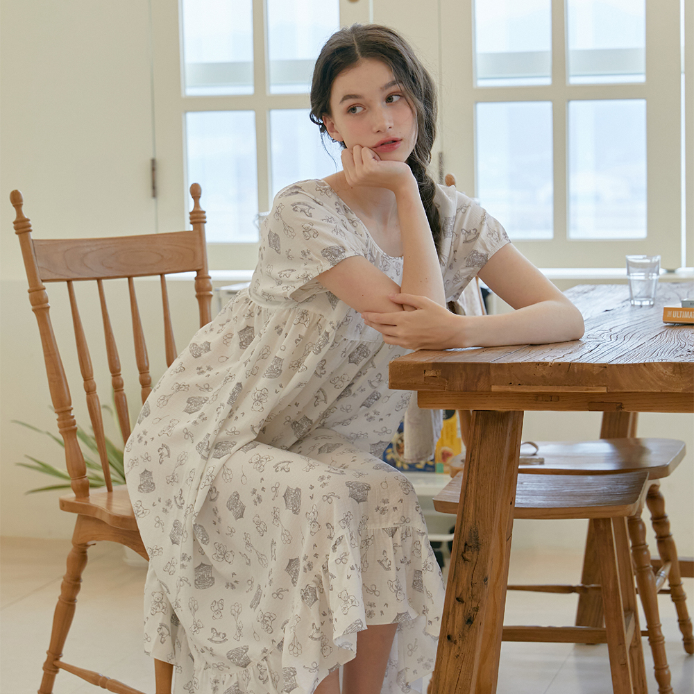 ★GLOWNY★ HEART LACE CAMI DRESS (WHITE MELANGE) HEART LACE CAMI DRESS (WHITE MELANGE) - 감도 깊은 취향