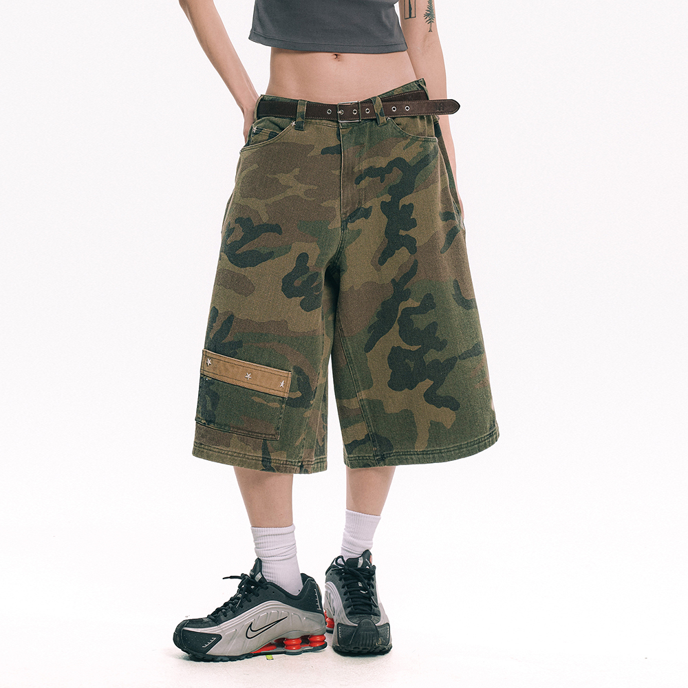 【NOT KNOWING】 Folded Low-rise Multi Cargo Bermuda Pants Folded Low-rise Multi Cargo Bermuda Pants (CAMO