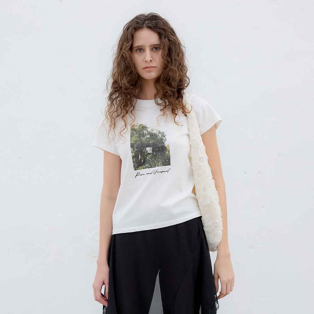 L2 GRASS FLOWER T-SHIRT(WHITE) - 감도 깊은 취향 셀렉트샵 29CM