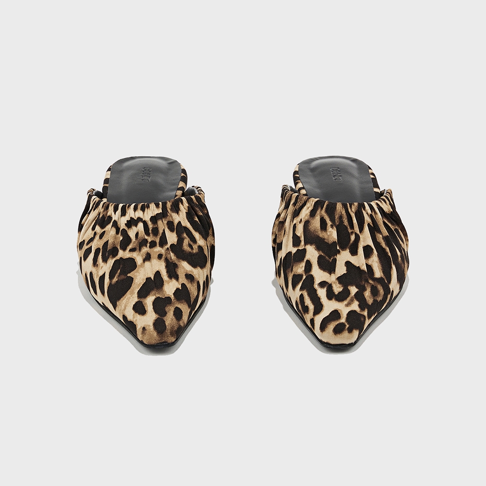[DEINET] LEOPARD SHIRRING STILLETTO MULE /追跡付 Designer fashion, Seoul-fully created | W Concept
