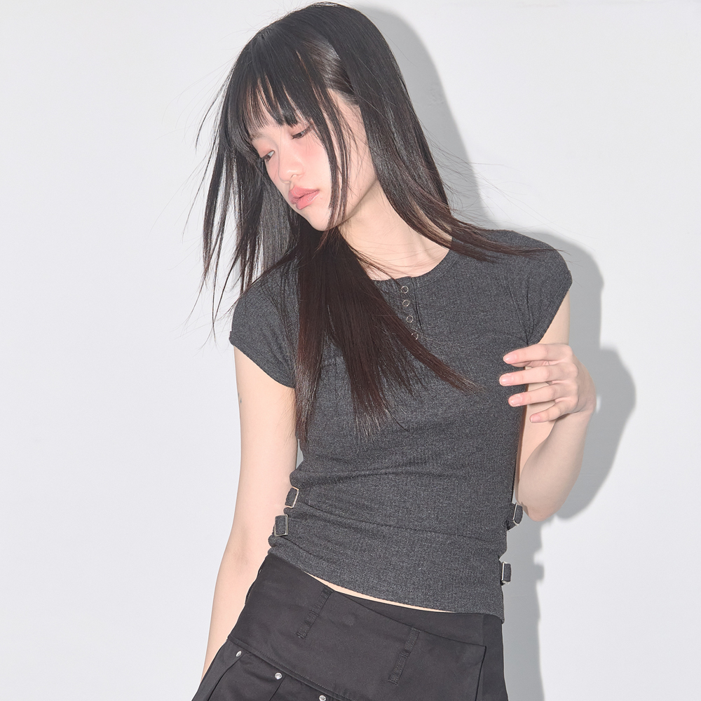★FANCY CLUB ★SIDE BUCKLE RIBBED TEE FANCY CLUB | SIDE BUCKLE RIBBED TEE - 캐주얼한 매력
