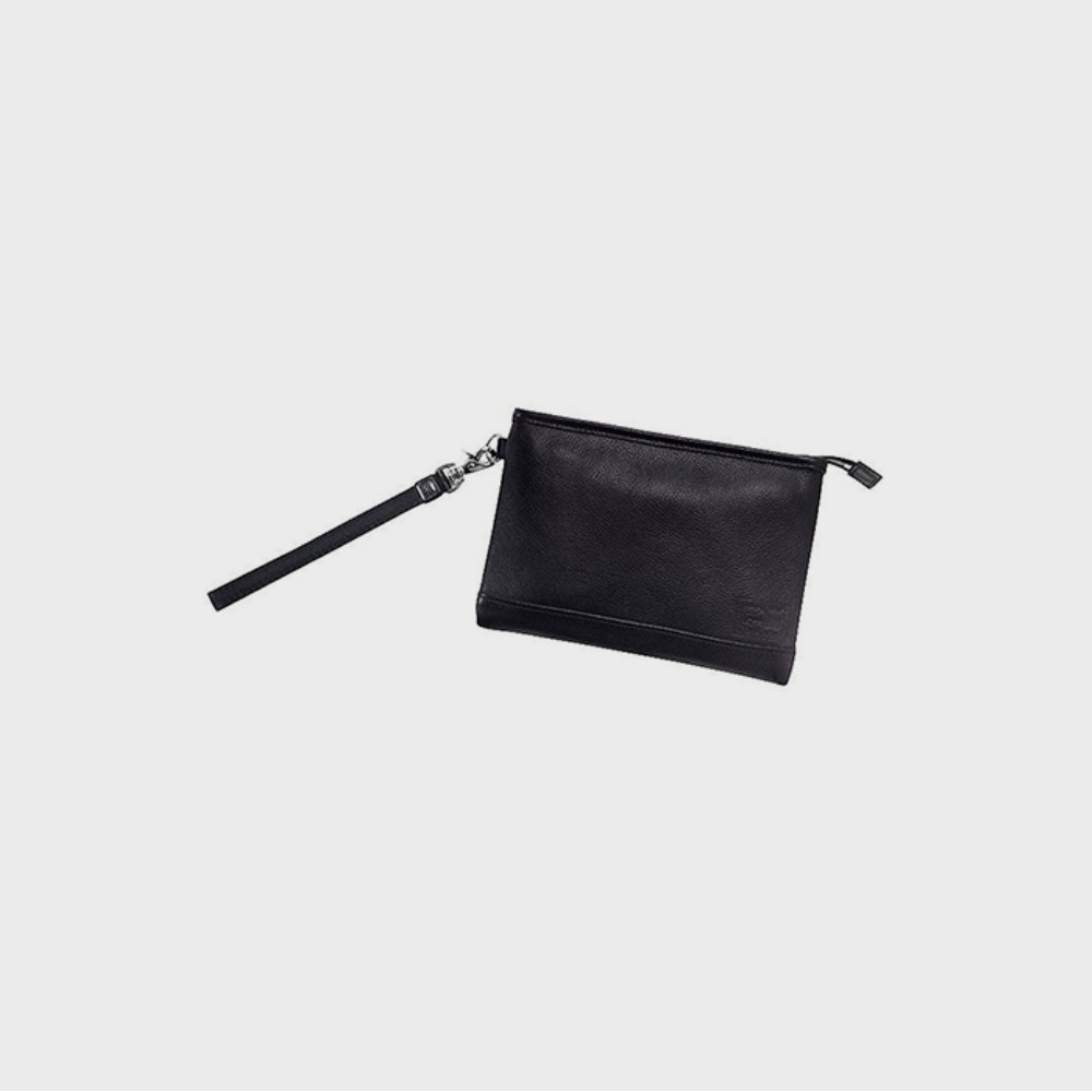 ☆韓国の人気☆【ACOC】☆Lake 13\" Laptop Clutch☆ Lake 13 Laptop Clutch_Triple Black - 신세계백화점