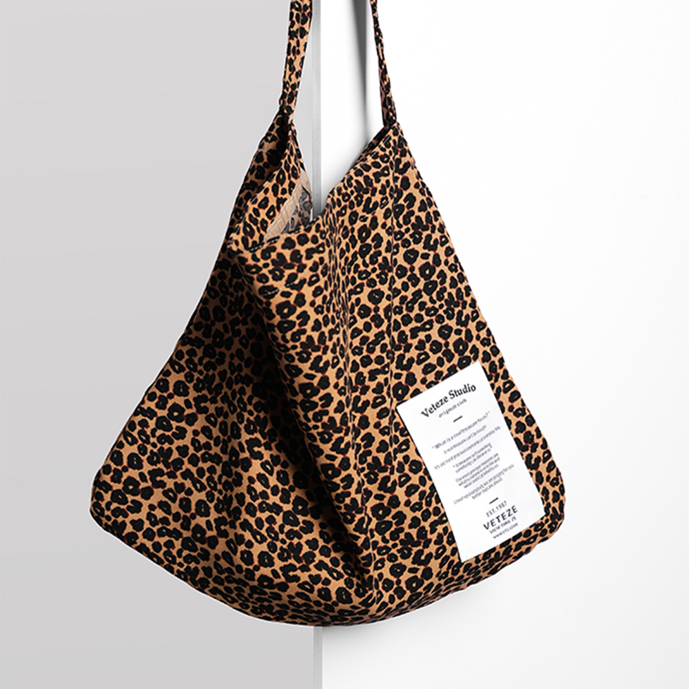 【Matin Kim】MATIN LEOPARD ECOBAG IN MIX MUSINSA | MATIN KIM MATIN LEOPARD ECOBAG IN MIX