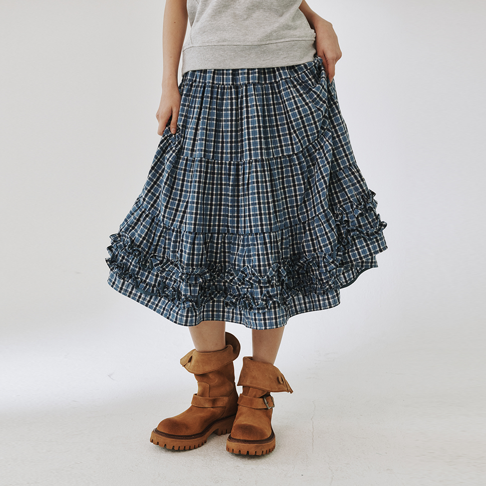 【THE MUSEUM VISITOR】 DOT MIXED MAXI SKIRT /追跡付 DOT MIXED MAXI SKIRT (LIGHT GREY) - 감도 깊은 취향 셀렉트샵 29CM