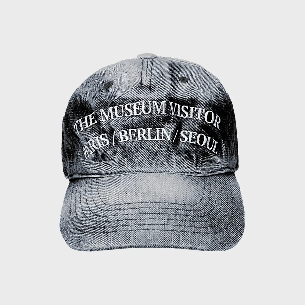 【THE MUSEUM VISITOR】COLLECTION 2023-2024 SPRAYED BALL CAP THE MUSEUM VISITOR COLLECTION 2024-2025 SPRAYED BALLCAP (GR