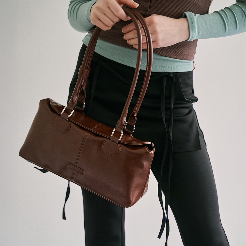 Square Leather Stud Middle Bag - Brown - 감도 깊은 취향