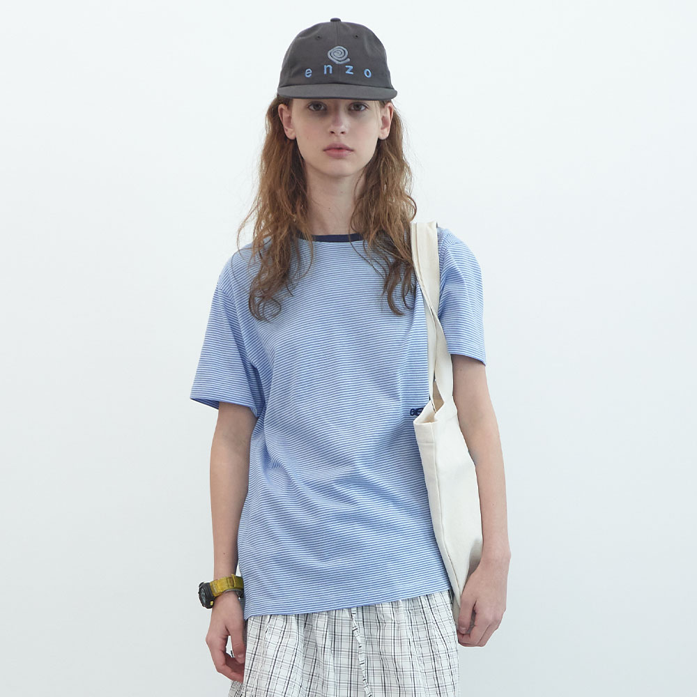 RRxNAON] DOODLE LETTERING SLIM CROP T SHIRT WHITE - 감도