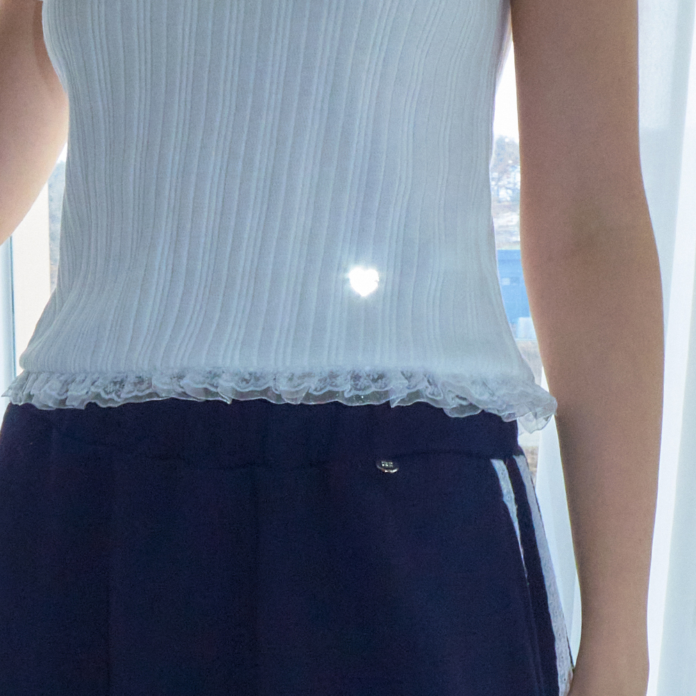 Tシャツ・カットソー RONRON LACE FRILL SLIM CROP PLEATS T SHIRT BLACK RR25AST4140 8/22 순차배송] LACE FRILL SLIM CROP PLEATS T SHIRT BLACK