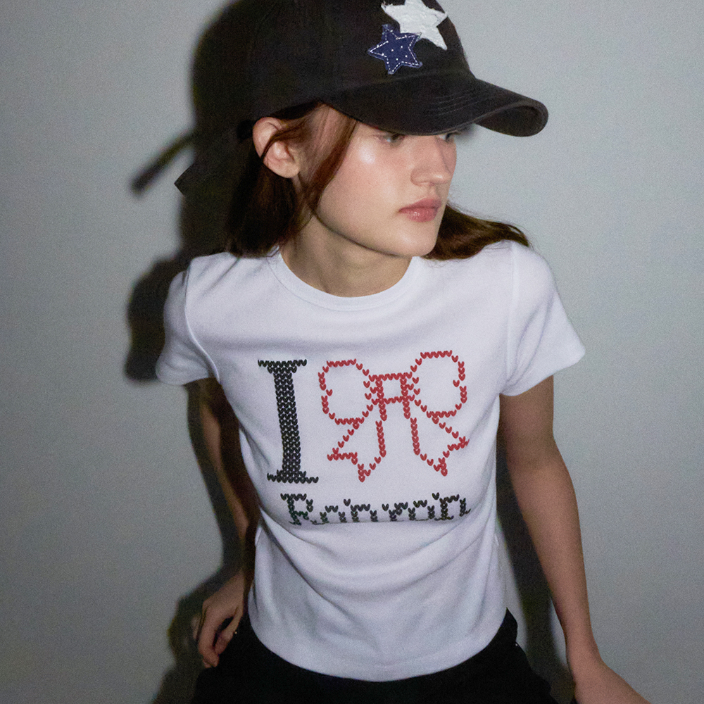 RUFFLE HEART CUT OUT PUFF SLEEVE HALF T SHIRT WHITE - 감도
