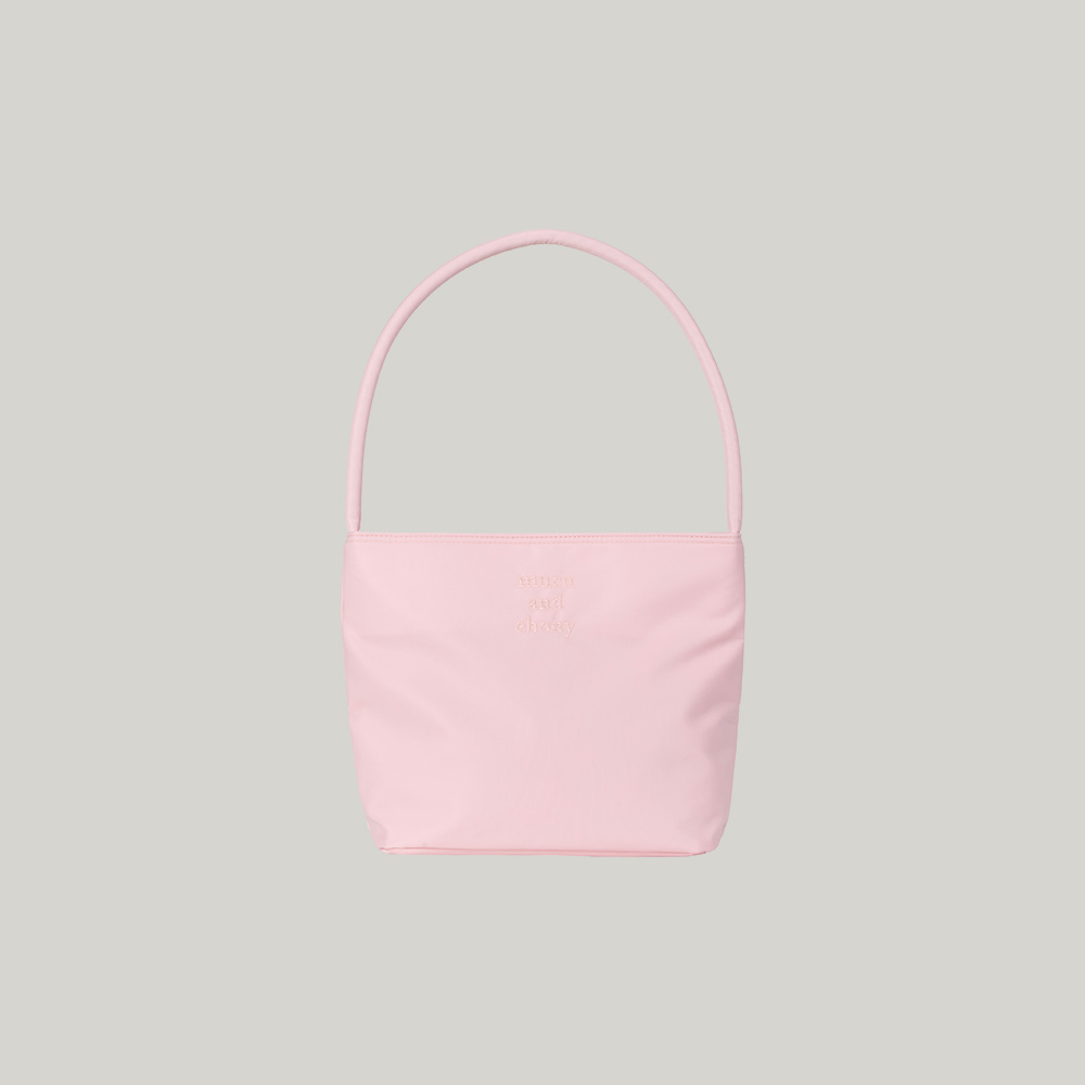 REGULAR LOGO SATIN MINI BAG cream - 감도 깊은 취향 셀렉트샵 29CM