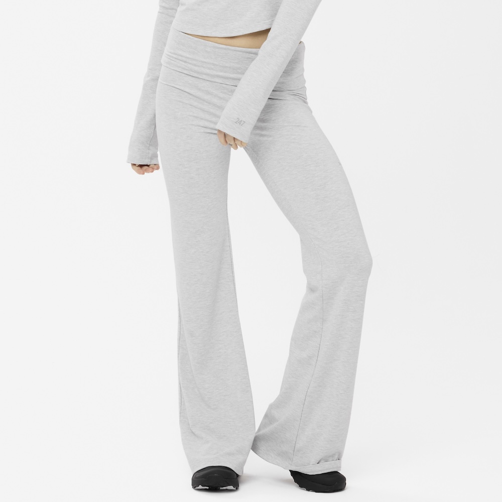 GLOWNY ♥ AIR FOLDING FLARE PANTS /追跡付 GLOWNY Air Folding Flare Pants - Baby Blue | 하이츠스토어