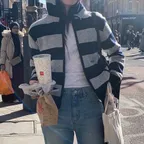 a stripe hoodie knit (navy)