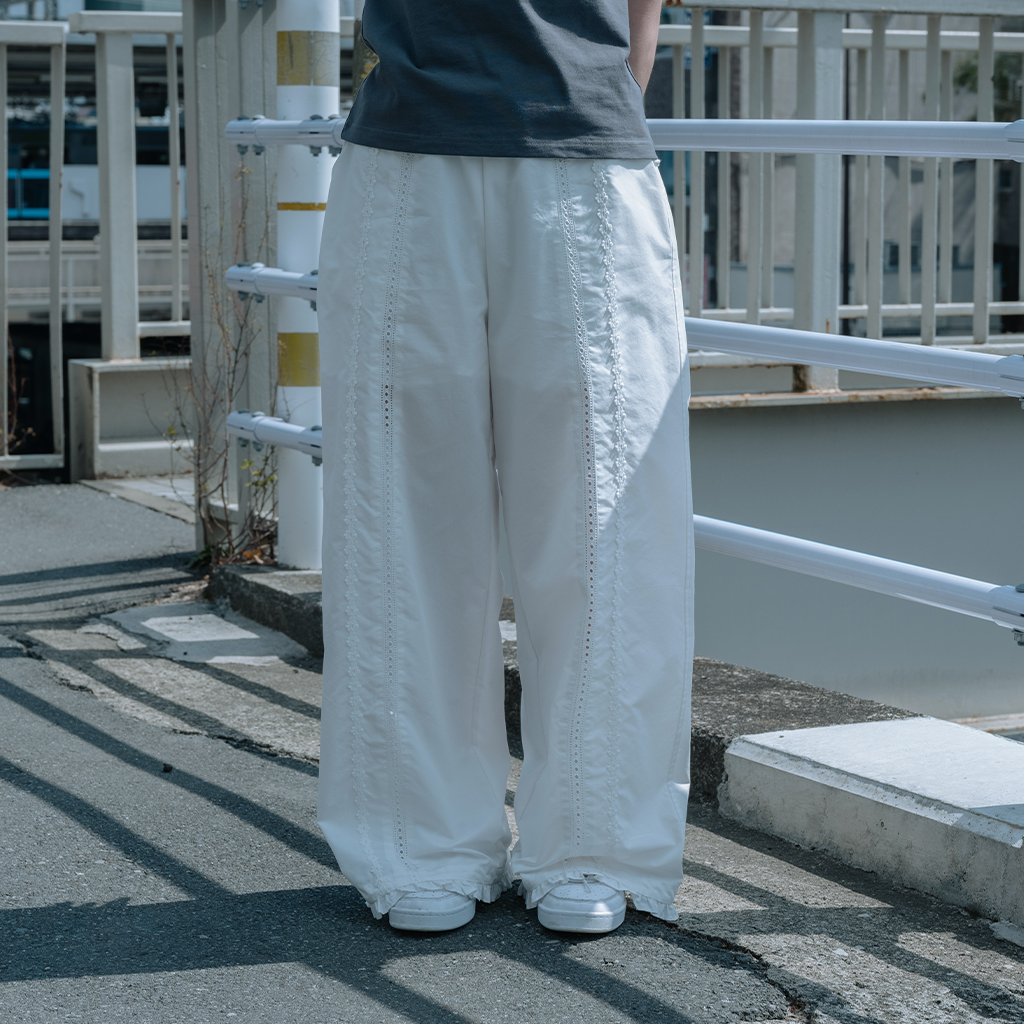 Raw Cut Balloon Denim Pants [ White ] - 감도 깊은 취향