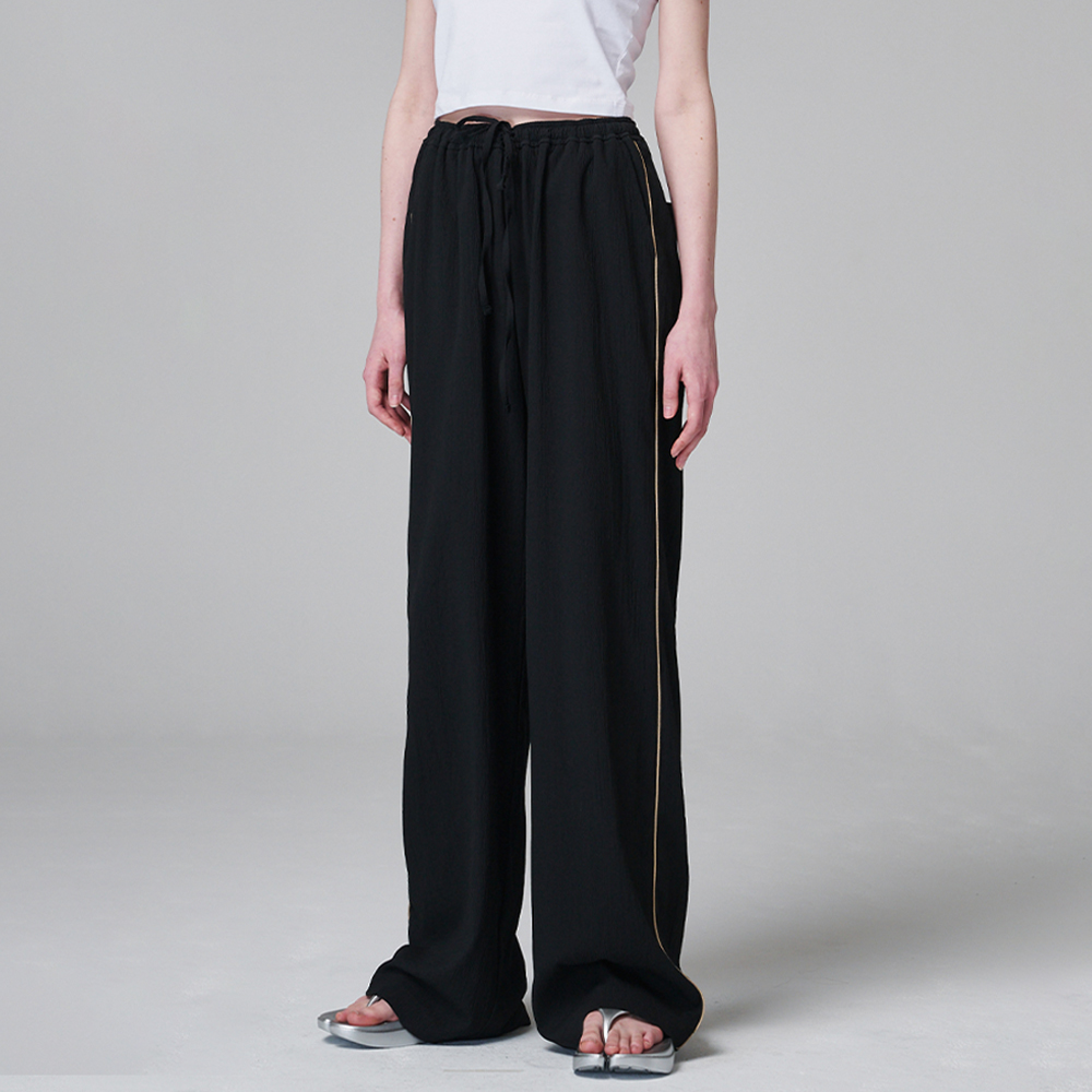 기모x 버전] FRILL SPORTY PANTS BLACK - 감도 깊은 취향 셀렉트