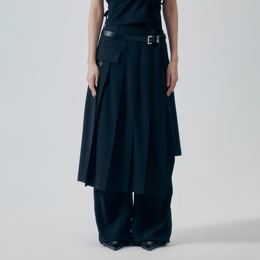韓国商品/TREMING BIRD Nylon Cargo Shirring Set-up Skirt 韓国商品/TREMING BIRD Nylon Cargo Shirring Set-up Skirt