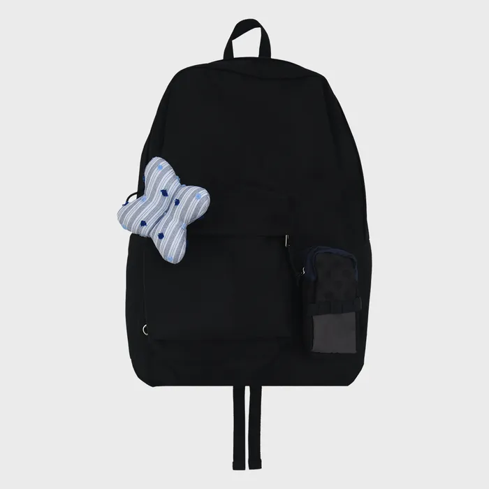 [THE MUSEUM VISITOR]★韓国人気★FLOWER BROOCH BACKPACK FLOWER BROOCH BACKPACK - 감도 깊은 취향 셀렉트샵 29CM