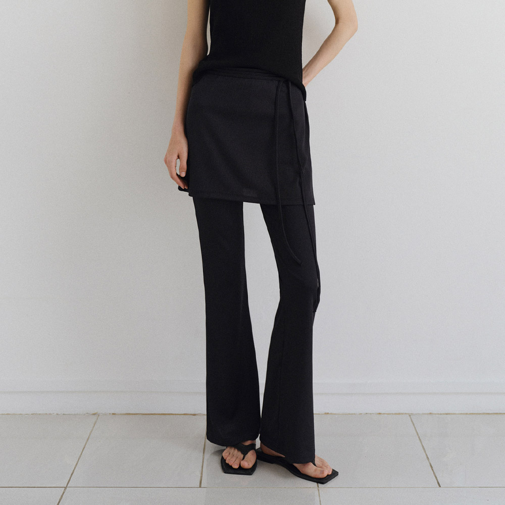 ★LUVISTRUE★IM DENIM PLEATS SKIRT PANTS(BLACK)★正規品/人気 IM DENIM PLEATS SKIRT PANTS(BLACK) - 감도 깊은 취향 셀렉트샵