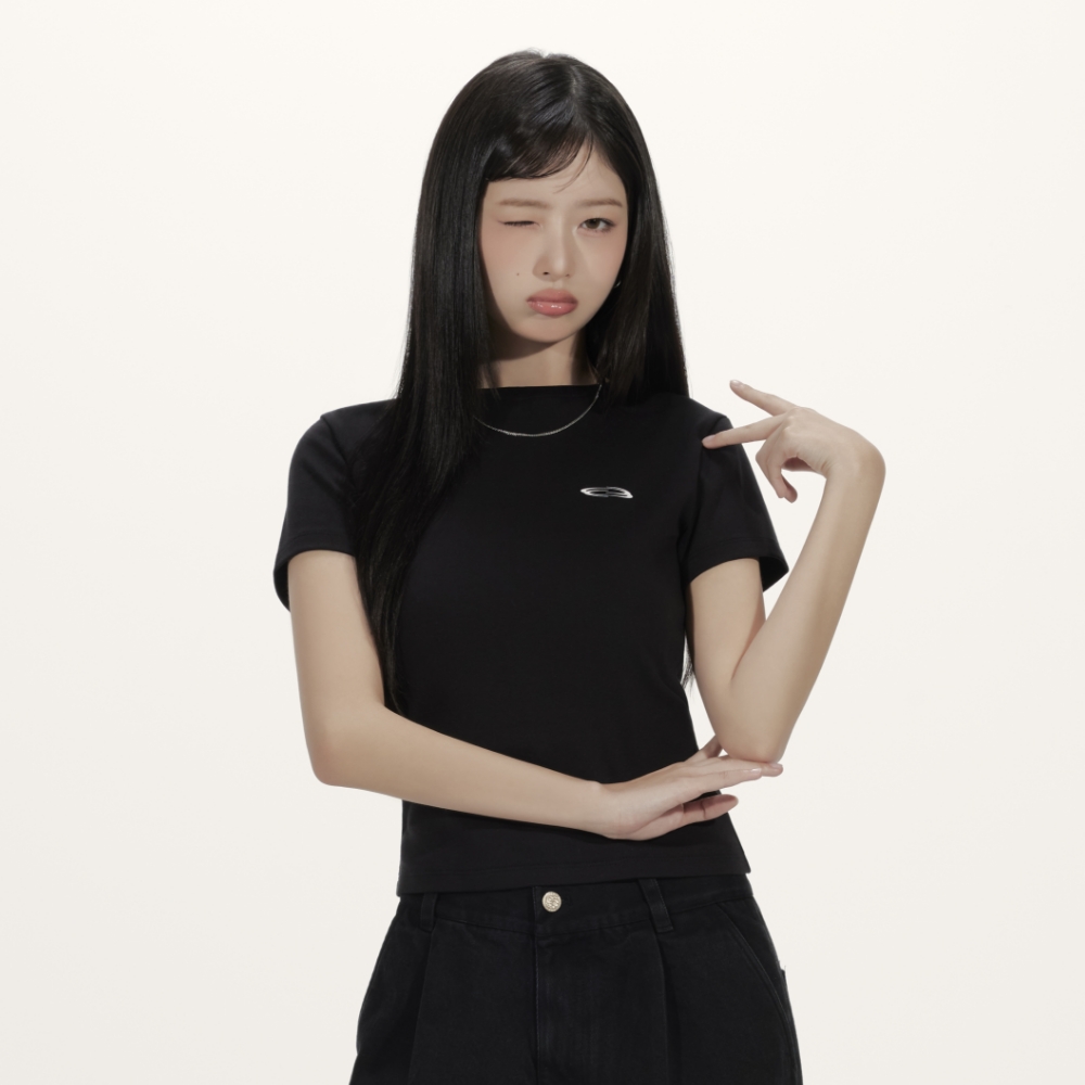 LAYERED BOLERO HALF SLEEVES T-SHIRT BLACK - 감도 깊은 취향
