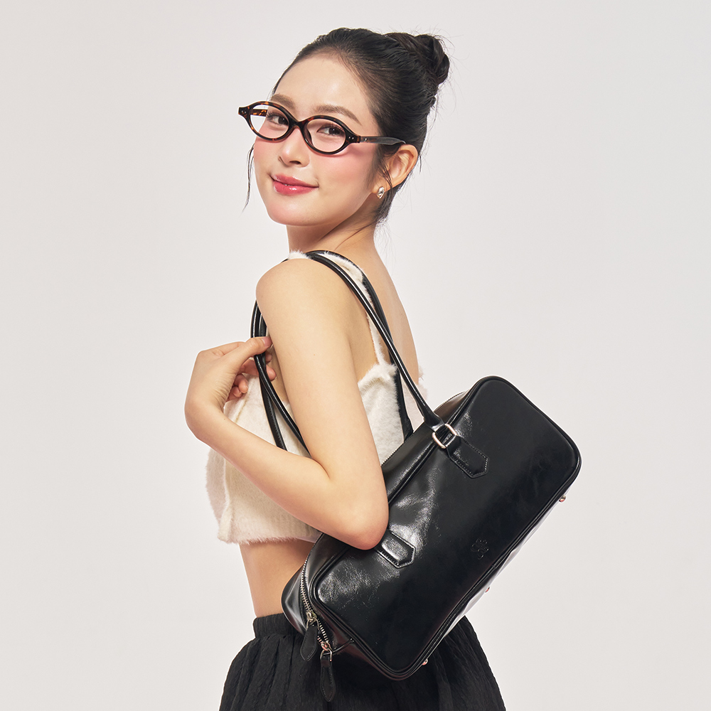 ショルダーバッグ・ポシェット HEEARI Aram Baguette Bag Aram Baguette Bag_Black Aram Baguette Bag 아람 바게트백_Black - 감도 깊은 취향