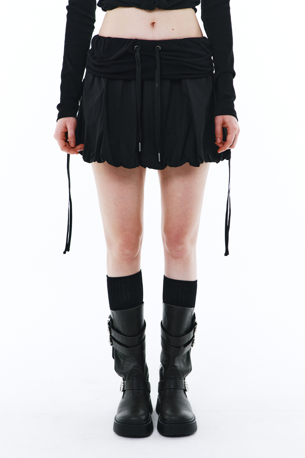 ★ Leey★ BALLOON RIBBON SHORT SKIRT BLACK P0000EMJ BALLOON RIBBON SHORT SKIRT BLACK - 감도 깊은 취향 셀렉트샵 29CM