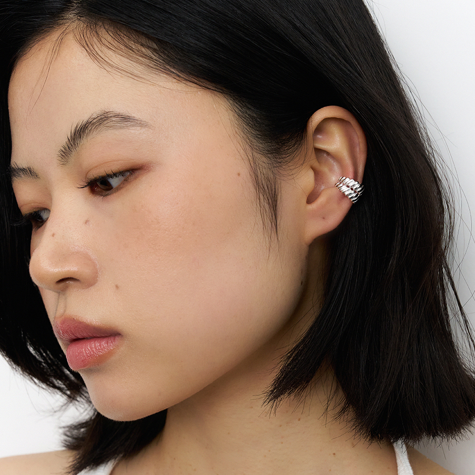 【typeservice】Mungteong X TSW Silver Ear Cuff Mungteong X TSW Silver Ear Cuff [Silver] - 감도 깊은 취향