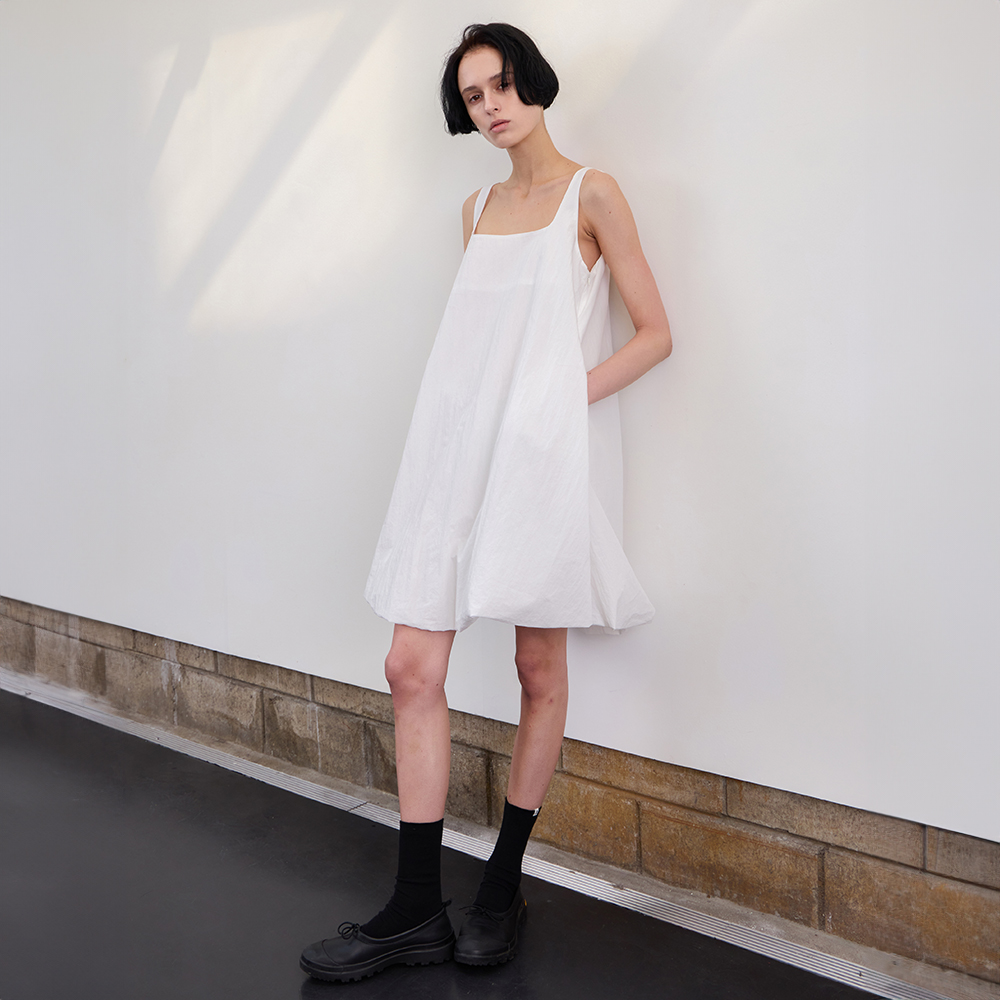 Button shirring sleeveless dress TISU03OP03_Ivory - 감도