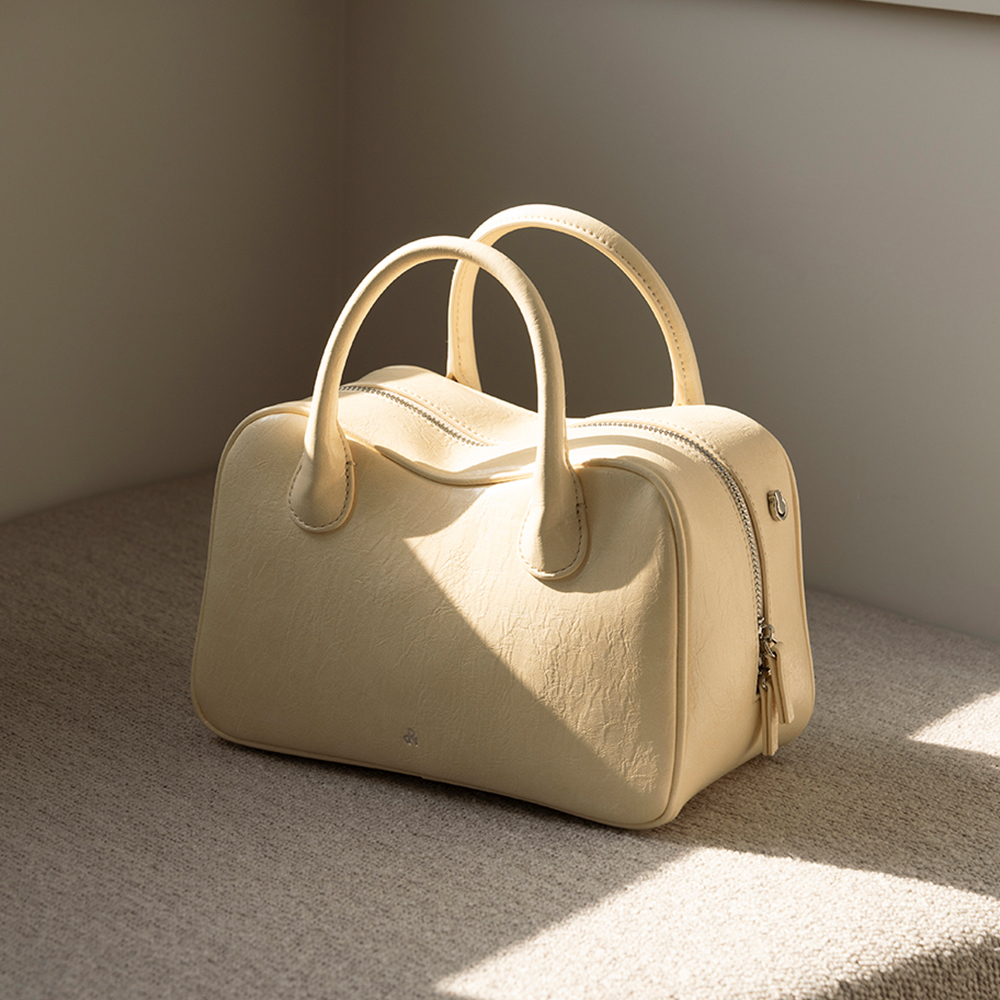 SQUARE BAG_PINK PYTHON - 감도 깊은 취향 셀렉트샵 29CM