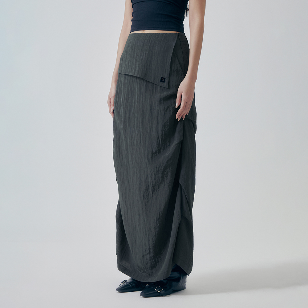 Featherlight Pintuck Skirt [ Khaki Gray ] - 감도 깊은 취향