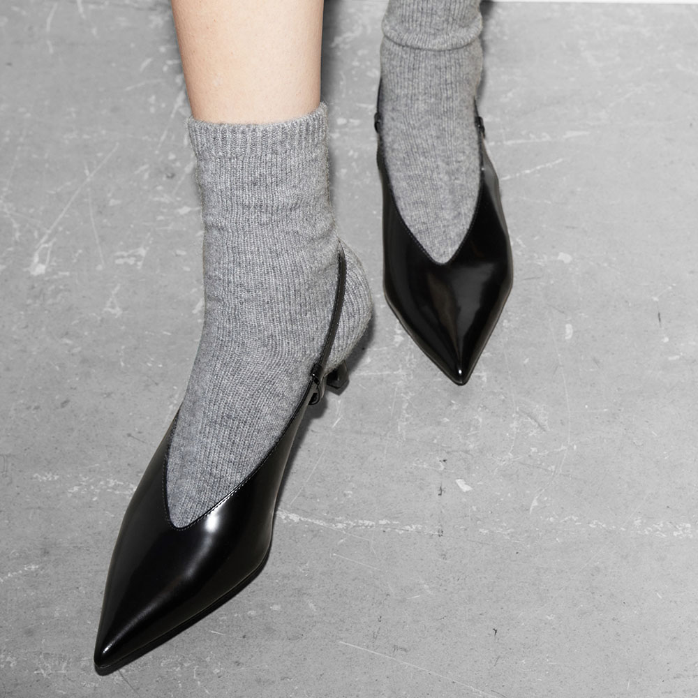 [EENK] / ☆ ZANA Triple Buckle Square Toe Mary Jane Flats ZANA Triple Buckle Square Toe Mary Jane Flats - Black : EENK