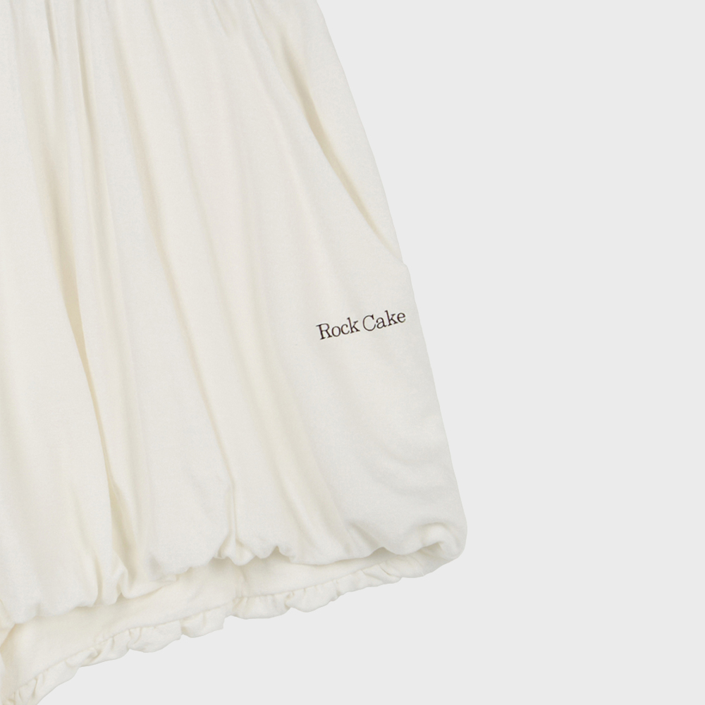 ショートパンツ [ROCKCAKE] PUFF SHIRRING SHORTS Puff Shirring Shorts - Ivory - 감도 깊은 취향 셀렉트샵 29CM