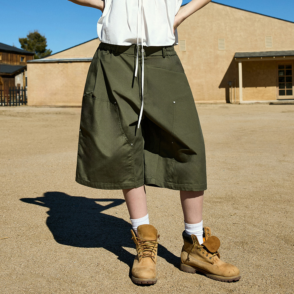 [NOT4NERD] Dagger Tribal Logo Bermuda Sweat Shorts /追跡付 Dagger Tribal Logo Bermuda Sweat Shorts - Charcoal - NOT4NERD