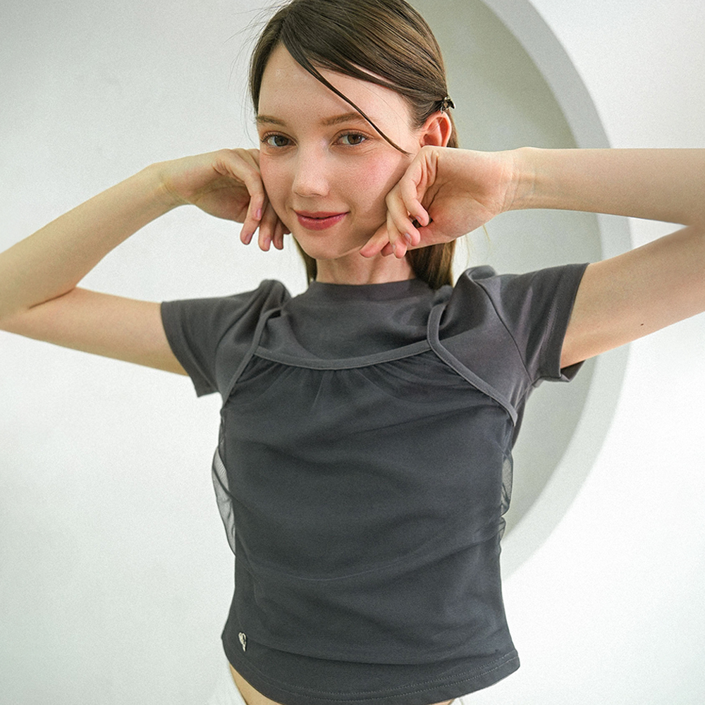 VIVACIOUS★韓国★大人気 Tinker Bell Short Sleeve 半袖Tシャツ Tinker Bell Short Sleeve BLACK - 감도 깊은 취향 셀렉트샵 29CM