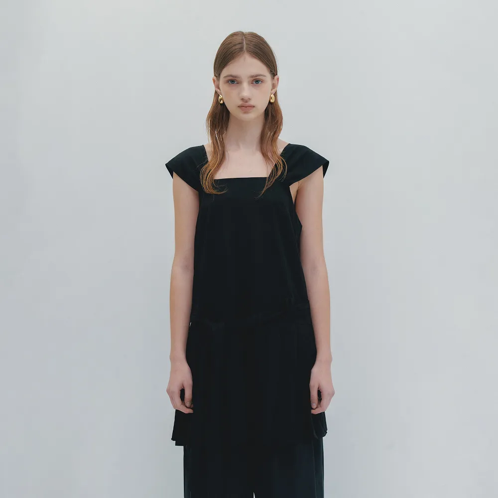 韓国商品/TREMINGBIRD Apron Pleated One-piece Apron Pleated One-piece [ Gray ] - TREEMINGBIRD