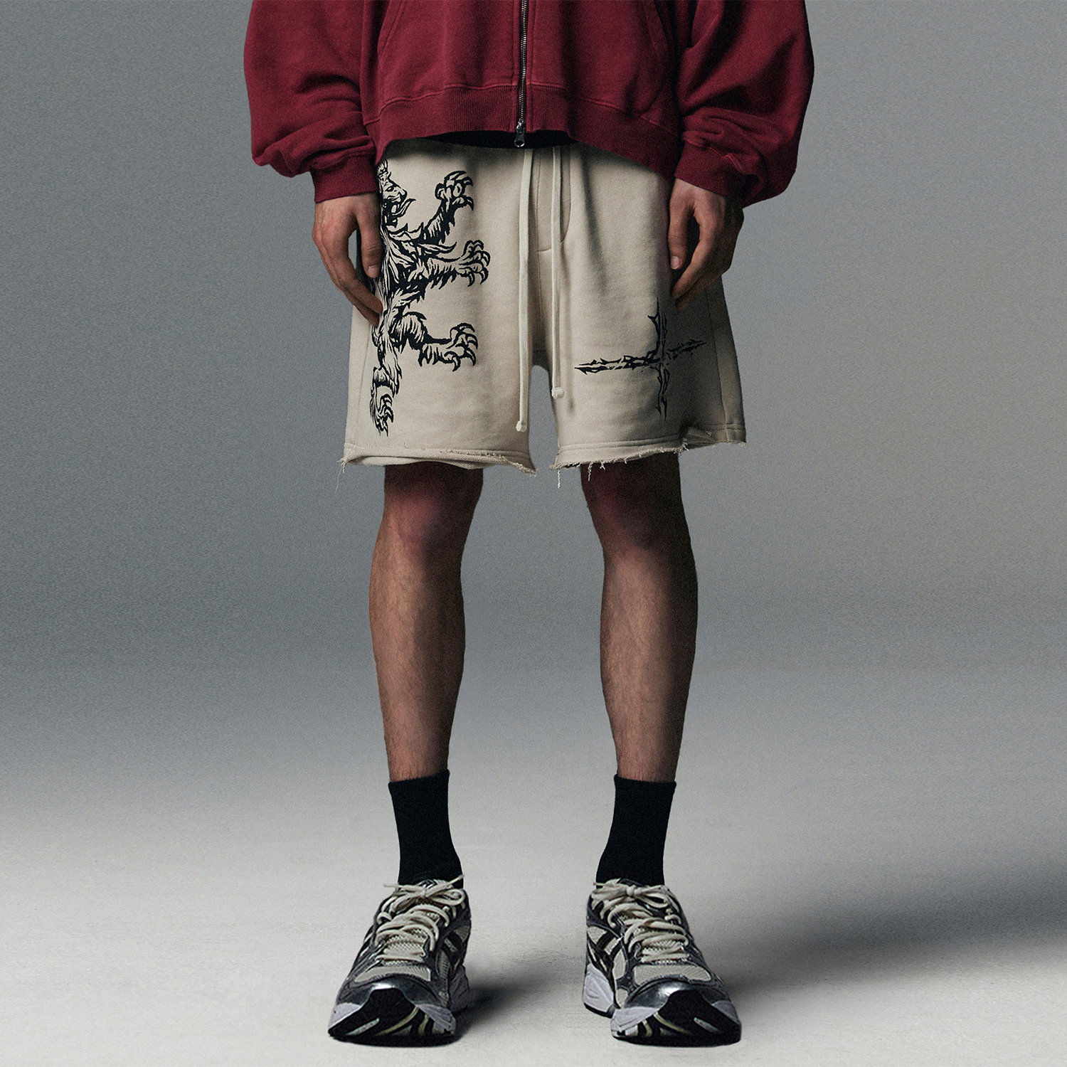 [NOT4NERD] Dagger Tribal Logo Bermuda Sweat Shorts☆送料込☆ Dagger Tribal Logo Bermuda Sweat Shorts - Khaki - NOT4NERD