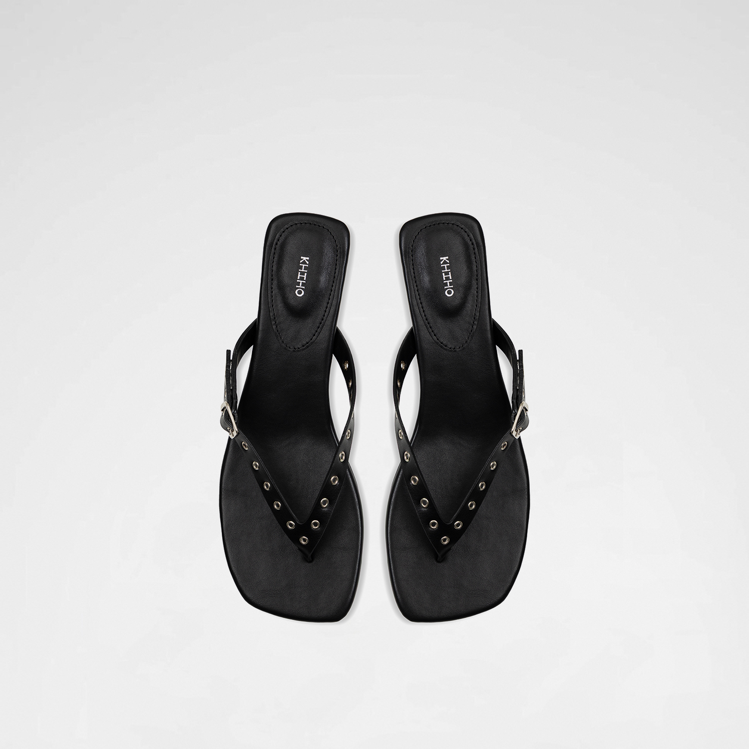 【KHIHO】EYELET KITTEN FLIP-FLOP スリッパ EYELET KITTEN FLIP-FLOP / BLACK - 감도 깊은 취향 셀렉트샵 29CM
