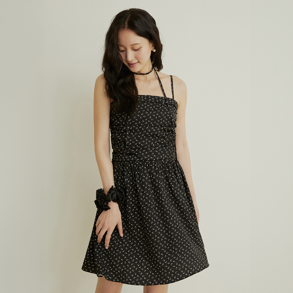★ADAUL★ Jelli shirring choker long dress paleblue 29CM단독] Jelli shirring choker long dress - paleblue - 감도