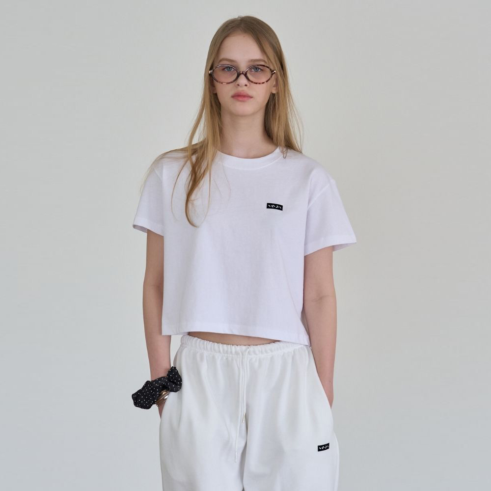 韓国商品/TREEMINGBIRD TMB Small Square Logo Crop T-shirts TMB Small Square Logo Crop T-shirts [ Black ] - TREEMINGBIRD