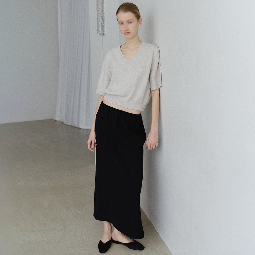 Stitch h-line maxi skirt (White) - 감도 깊은 취향 셀렉트샵 29CM
