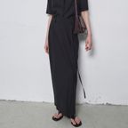 Waist Tie Slit Skirt_Black