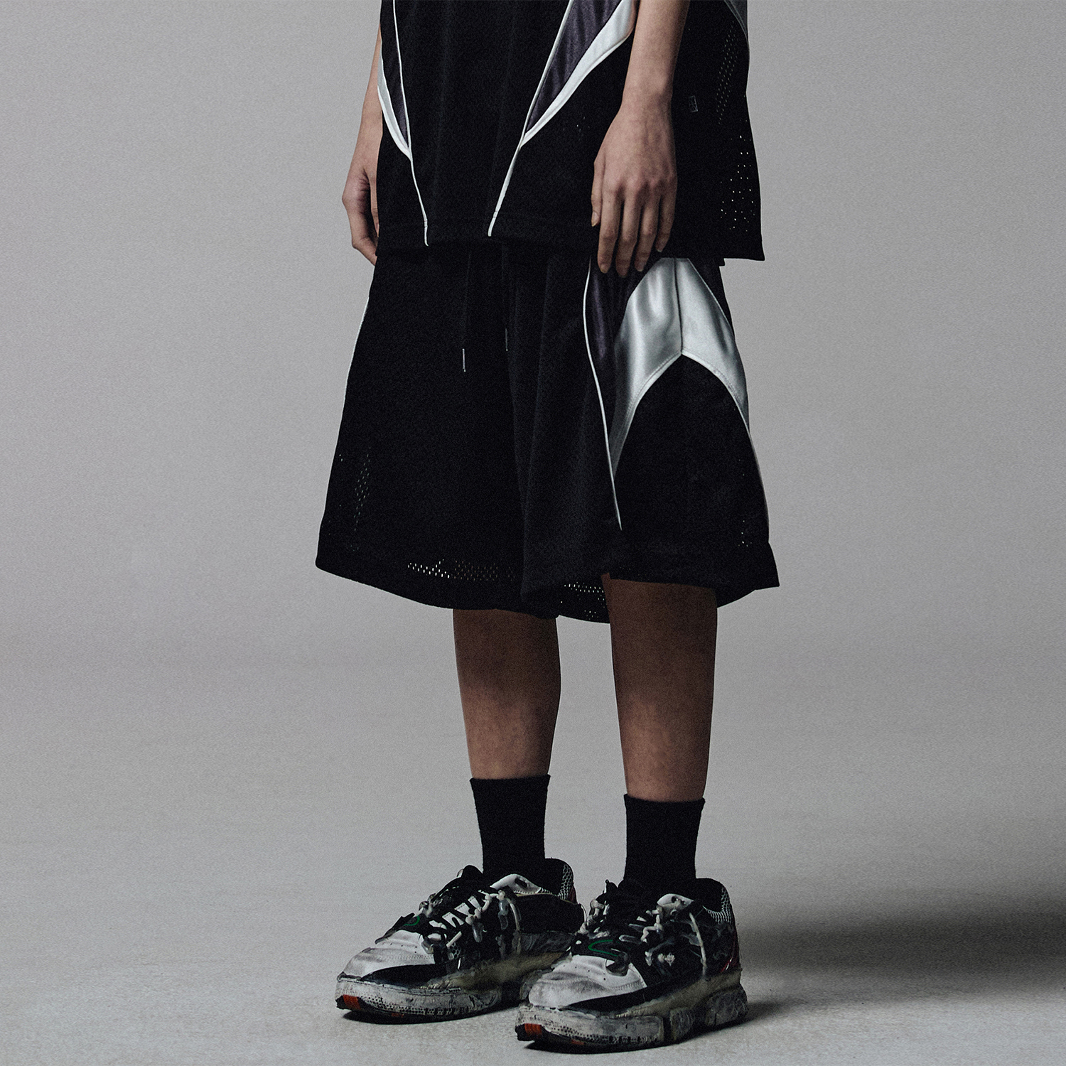 NOT4NERD ■ 4 Symbol Colour Block Mesh Shorts 4 Symbol Colour Block Mesh Shorts - Black - 감도 깊은 취향