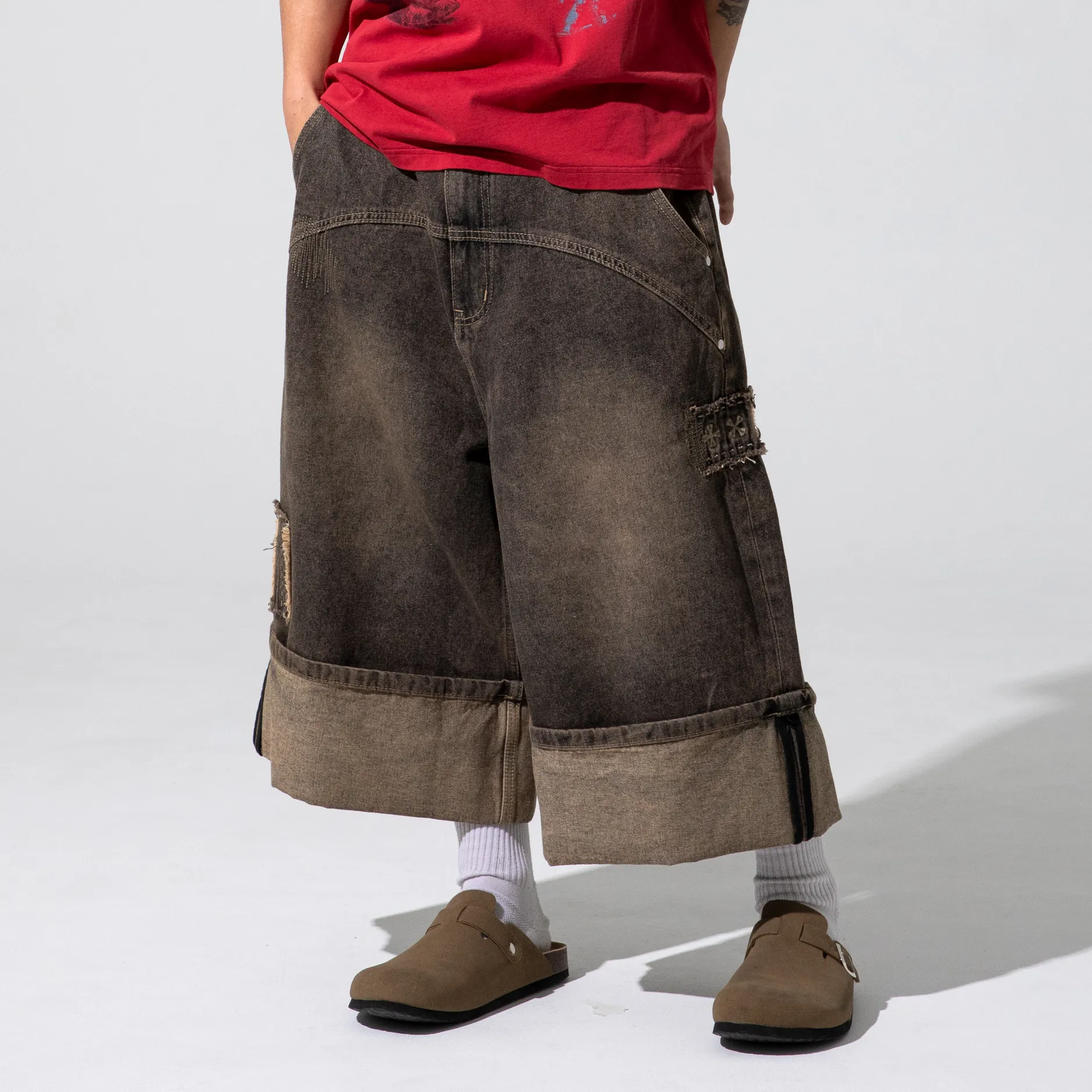 【NOT4NERD】Thorns Side Line Cut Off Bermuda Denim Shorts Thorns Side Line Cut Off Bermuda Denim Shorts - Black - NOT4NERD