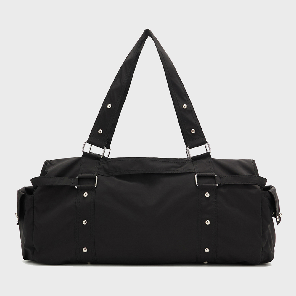 [DEINET] ★ DEINET LOGO DUFFLE BAG In June, with our DEINET friends 💅💖 1. @sungziyoung