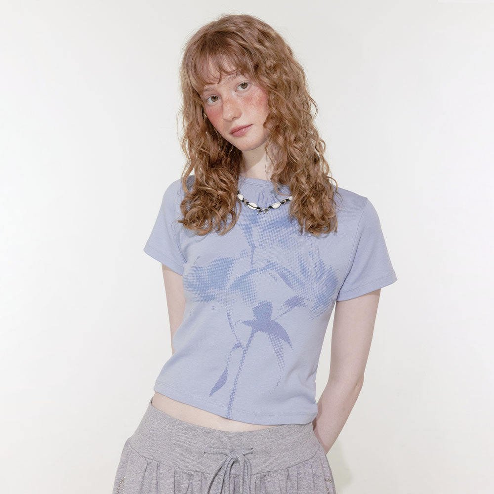 【LOULOUSEOUL】Orchid Cubic T-Shirt (Ivory) Orchid Cubic T-Shirt (Ivory) - 감도 깊은 취향 셀렉트샵 29CM
