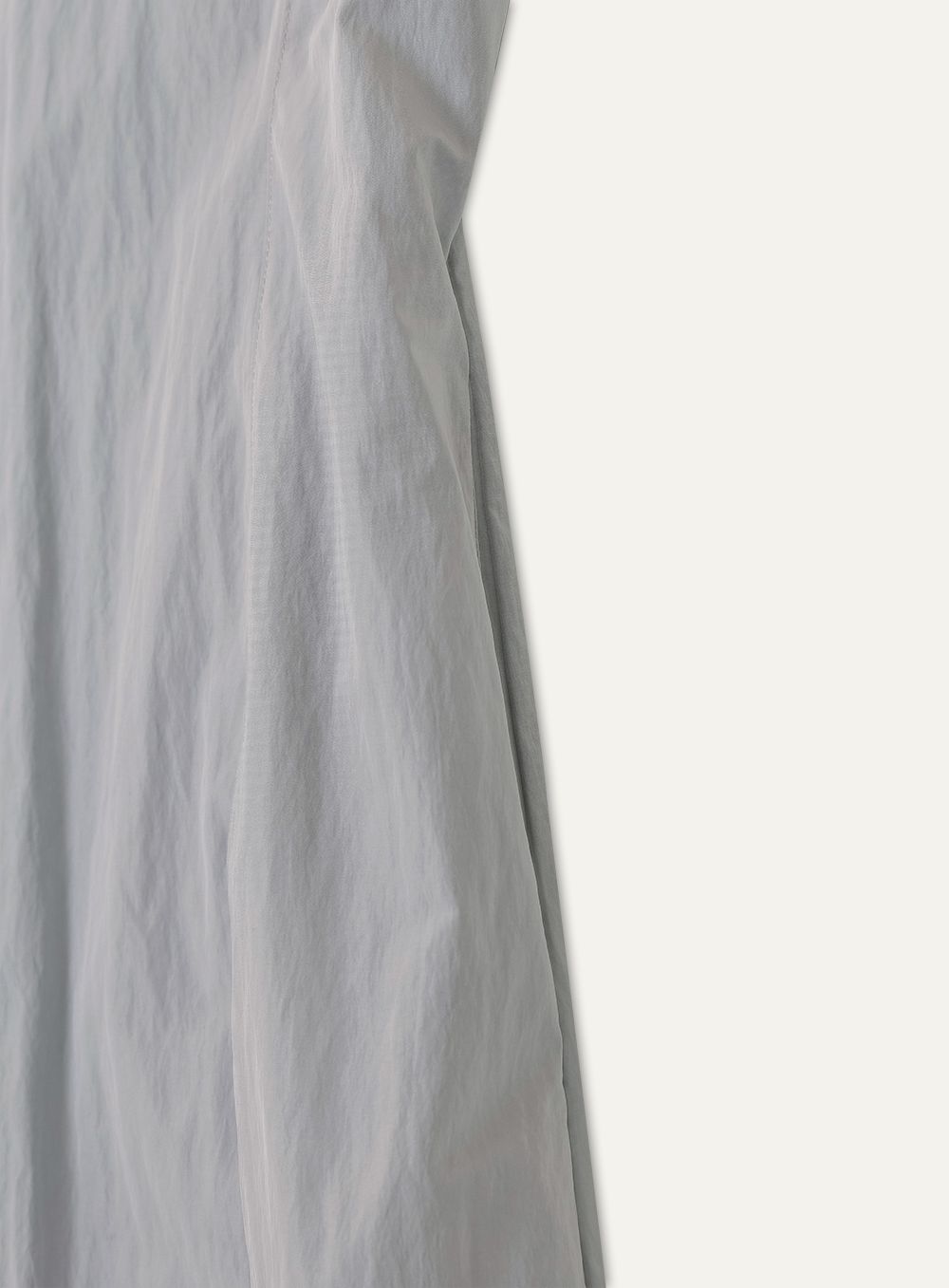 ⠀