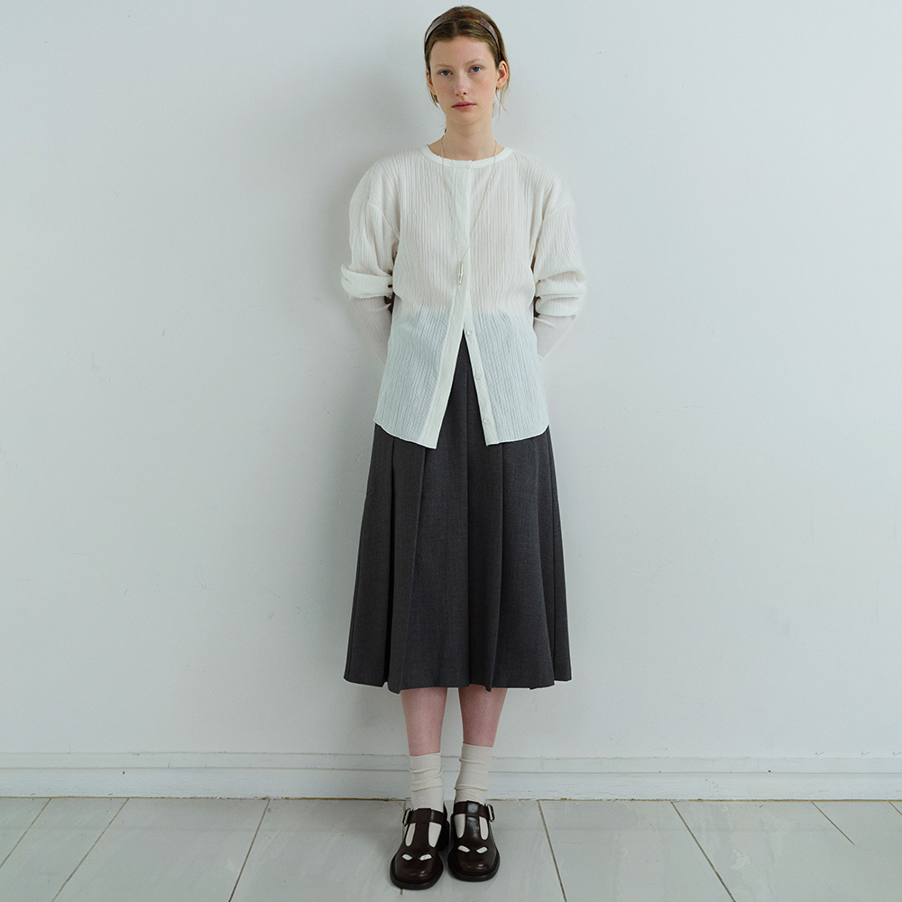 OHESHIO FRILL POCKET BLOUSE IVORY シャツ　丸襟 OHESHIO FRILL POCKET BLOUSE IVORY シャツ 丸襟 - メルカリ