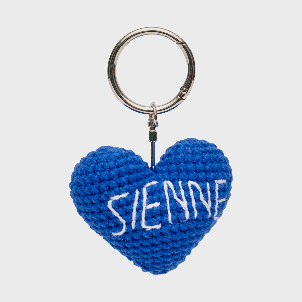[SIENNE] Sienne ハートチャーム / 韓国ブランド Sienne Heart Charm (Black) - 감도 깊은 취향 셀렉트샵 29CM